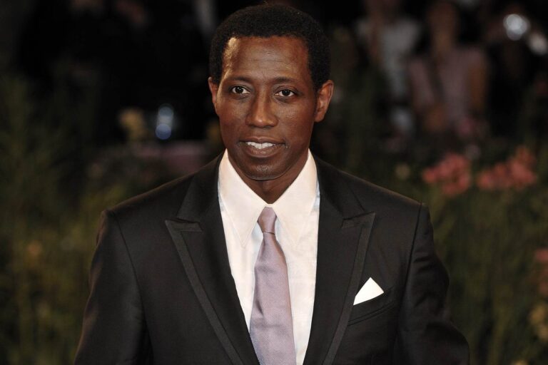 Who Is Wesley Snipes? How tall is Wesley Snipes? Wesley Snipes Early life, Age, Personal Life, and All Other Information