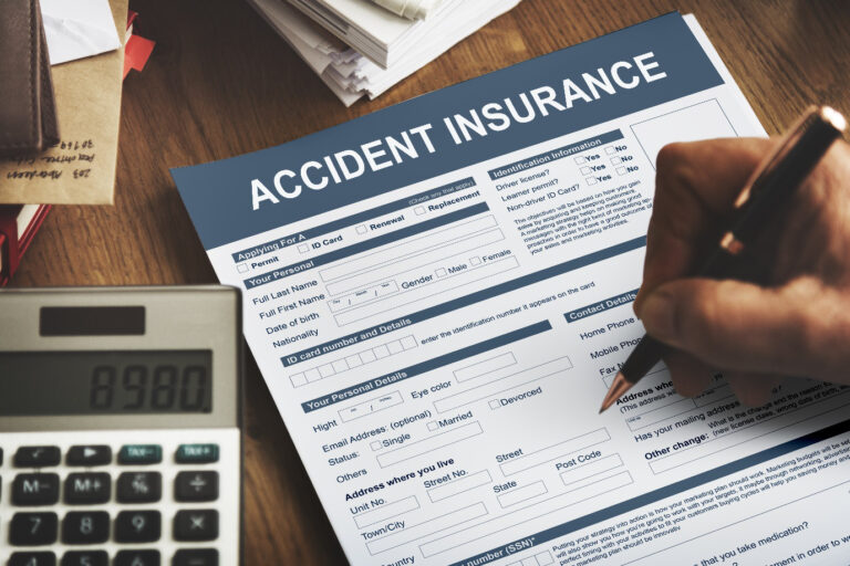 <strong>5 Important Tips for Buying Accident Medical Insurance</strong>