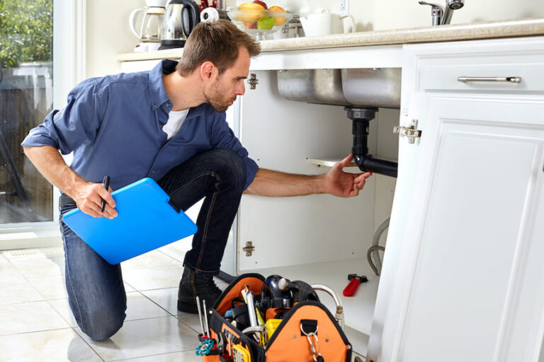 How to Determine if You Need Professional Plumbing Service