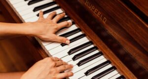 How to Dismantle a Piano for Moving: A Step-by-Step Guide Piano