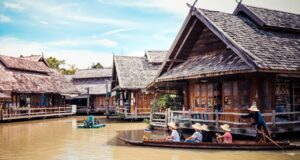 What to Expect on a Boat Tour: A First-Timer’s Guide Boat Tour